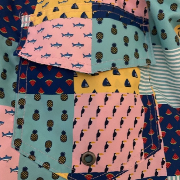 Charleston Threads Mens XXL swim trunks - Picture 6 of 7